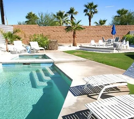 Poolside Modern Wexler Permit# 1261 Villa